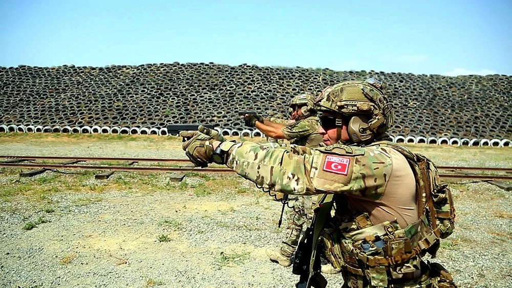 Bakü'de Türkiye ve Azerbaycan'dan ortak askeri tatbikat
